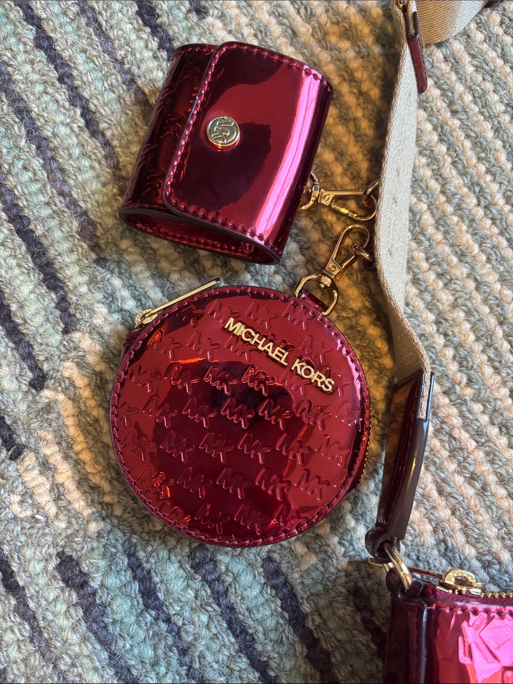 Michael Kors Women's Metallic Burgundy Crossbody Bag with Coin Pouch - Picture 4 of 11